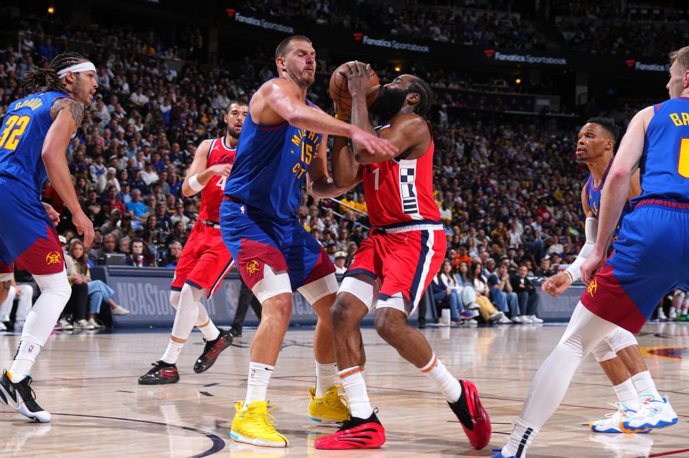 队的中流砥 队的中流砥